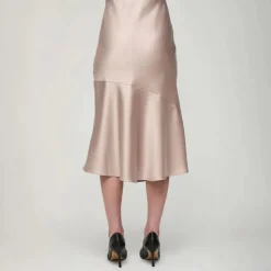 Aarikka Hameet|Kaikki Mekot Ja Hameet><noscript><img width=