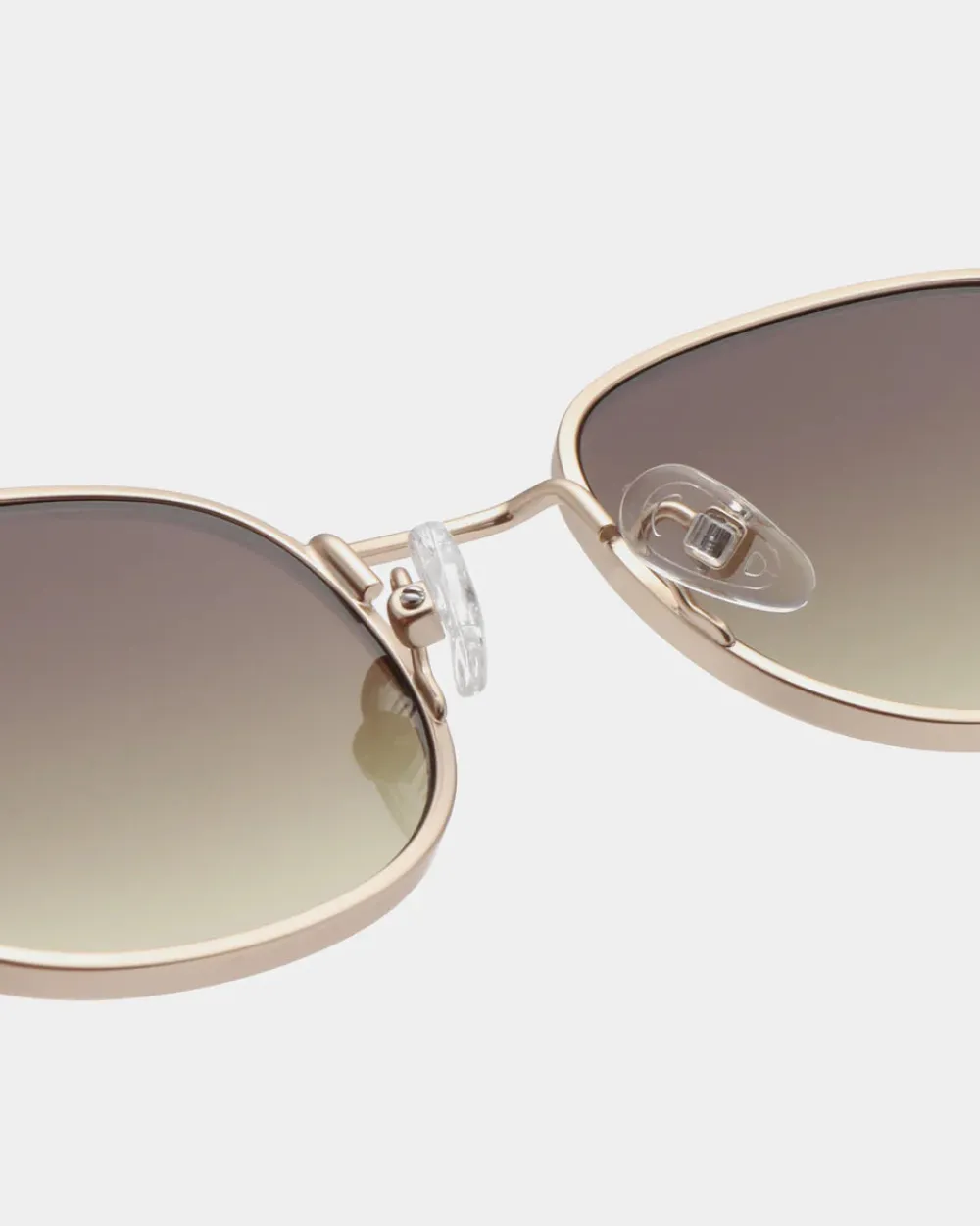 A.Kjaerbede Aurinkolasit|Aurinkolasit>unisex aurinkolasit Hello,