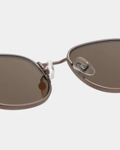 A.Kjaerbede Aurinkolasit|Aurinkolasit><noscript><img width=