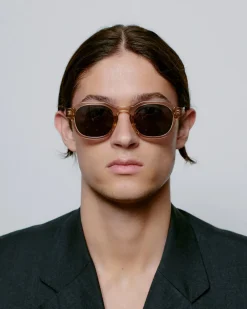 A.Kjaerbede Aurinkolasit|Aurinkolasit><noscript><img width=