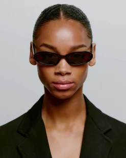 A.Kjaerbede Aurinkolasit|Aurinkolasit><noscript><img width=