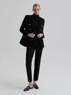 Andiata Bleiserit|Kevättakit><noscript><img width=