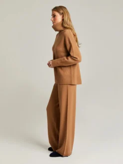 Andiata Neulepuserot|Kaikki Neuleet><noscript><img width=