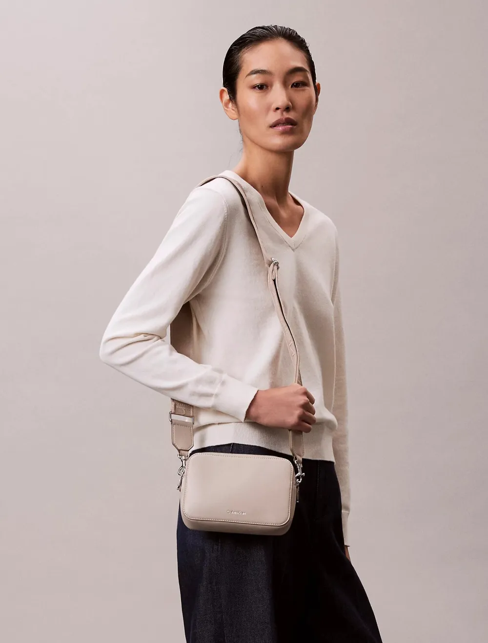 Calvin Klein Accessories Laukut|Kaikki Asusteet>naisten laukku Webbing Double Strap Camera Bag,
