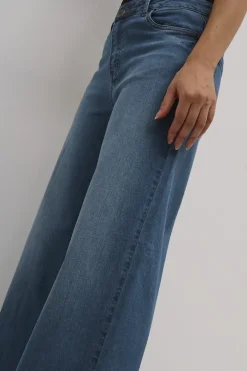 Culture Farkut|Kaikki Housut Ja Farkut><noscript><img width=