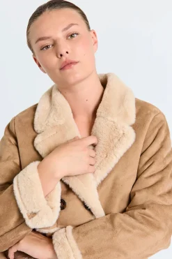 Freequent Kevättakit|Teddytakit Ja Tekoturkikset><noscript><img width=