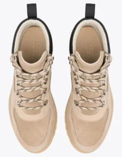 Les Deux Nilkkurit Ja Maiharit|Kaikki Kengät><noscript><img width=