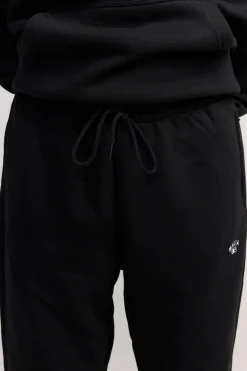 Makia Collegehousut|Kaikki Housut Ja Farkut><noscript><img width=