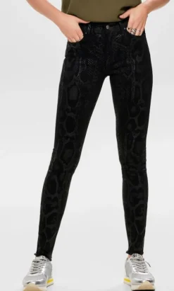 Only Farkut|Kaikki Housut Ja Farkut><noscript><img width=