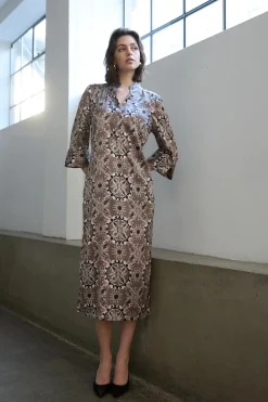 Philosophy Blues Original Mekot|Kaikki Mekot Ja Hameet>naisten mekko, SILKY SIMBIA DRESS Ruskea Kuosi