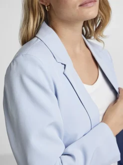 Pieces Bleiserit|Kevättakit><noscript><img width=