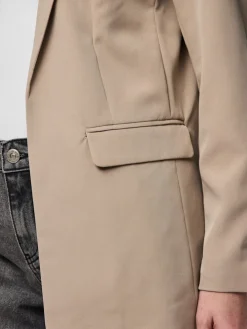 Pieces Bleiserit|Kevättakit><noscript><img width=