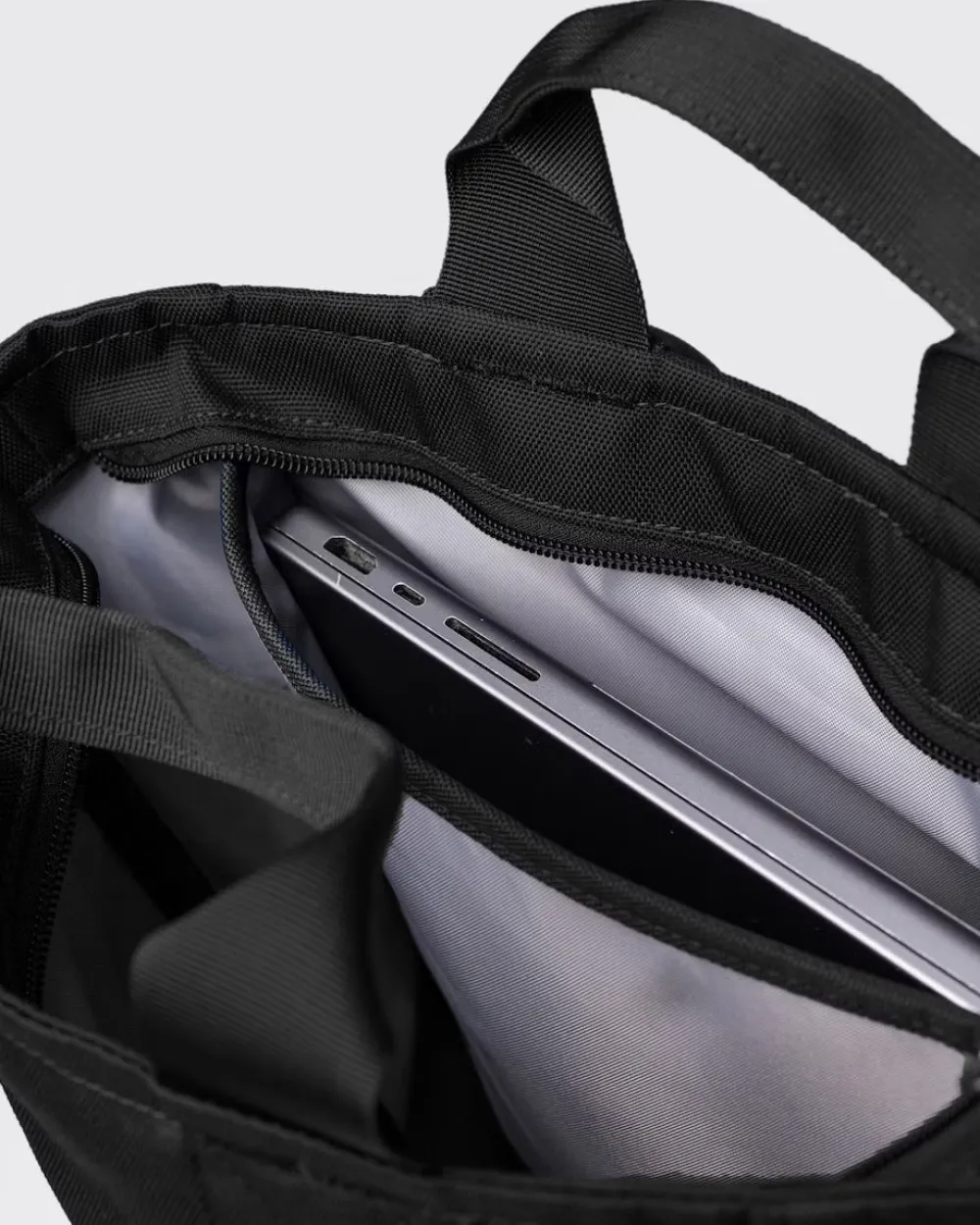 Sandqvist Kaikki Asusteet|Reput>reppu, GROUND 2-WAY BAG