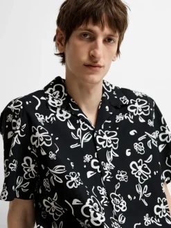 Selected Kauluspaidat|Kaikki Paidat><noscript><img width=