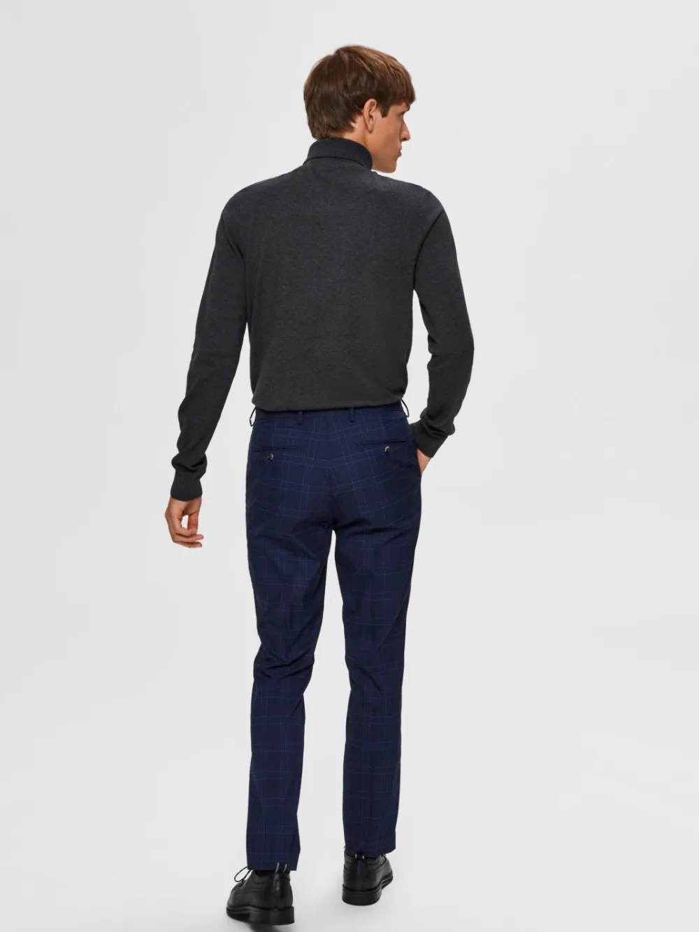 Selected Neulepuserot|Kaikki Neuleet>, Miesten Pooloneule, Berg Roll Neck