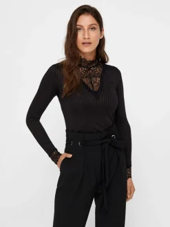 Y.A.S Paitapuserot|Kaikki Paidat>Naisten Pusero YASBLACE HIGHNECK TOP NOOS